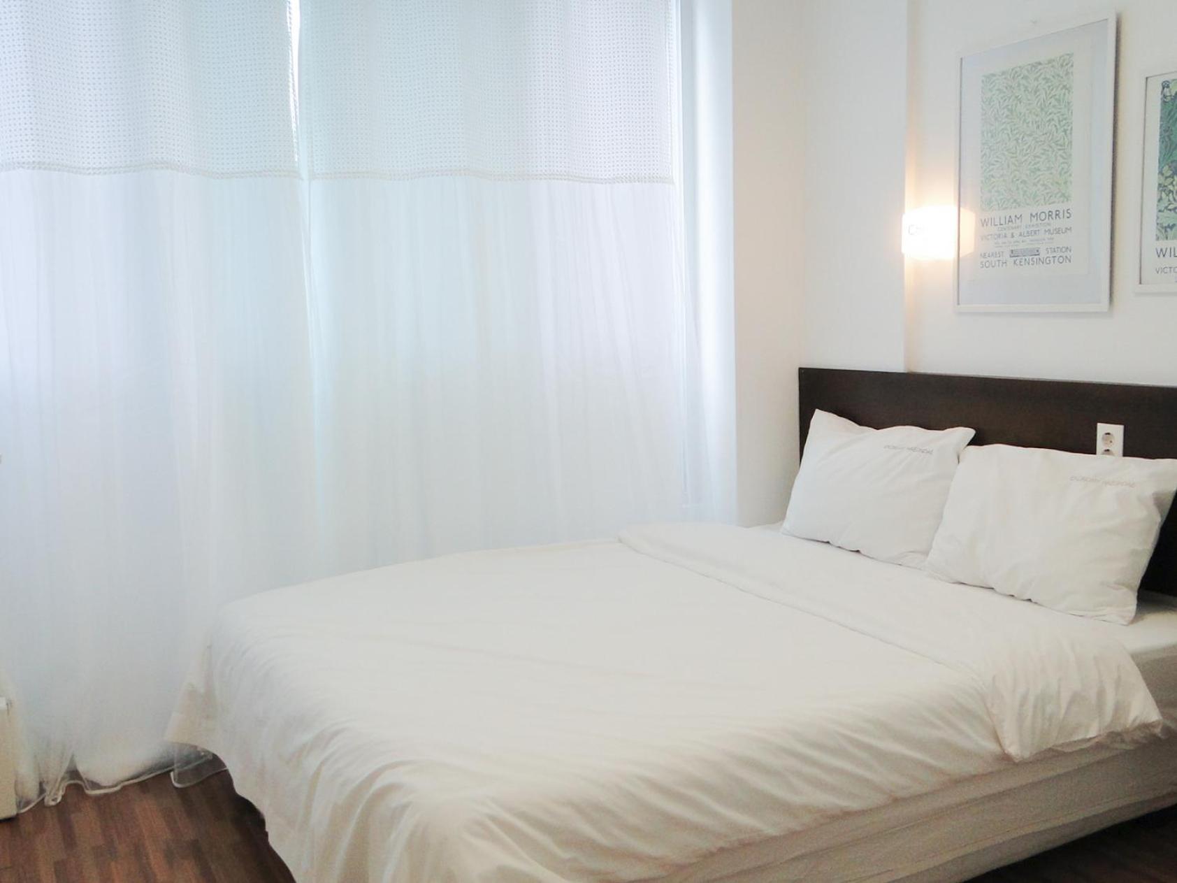 Ekonomy Haeundae Hostel Пусан Екстер'єр фото
