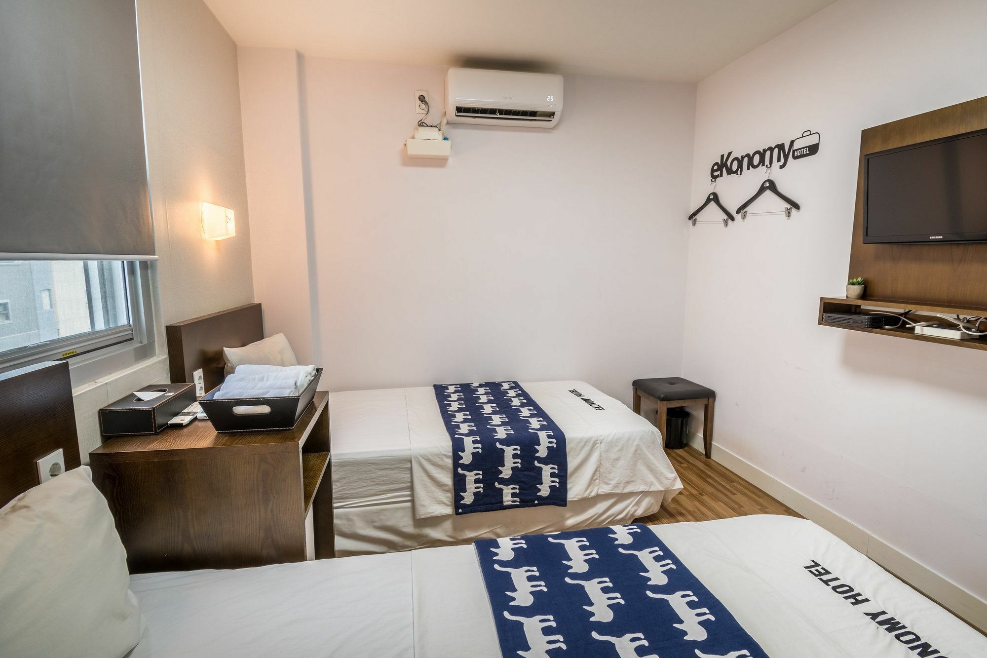 Ekonomy Haeundae Hostel Пусан Екстер'єр фото