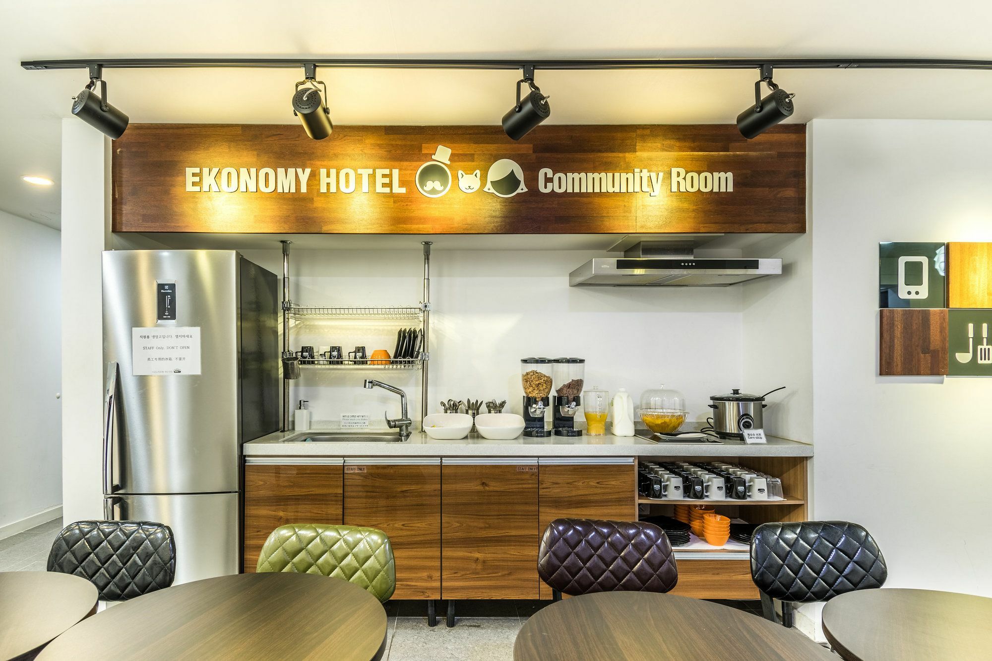 Ekonomy Haeundae Hostel Пусан Екстер'єр фото